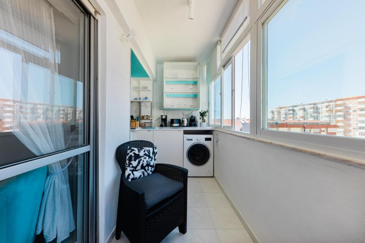 2 Room Condo - 5 Mins From Costa Da Caparica Beach & Bars Zewnętrze zdjęcie