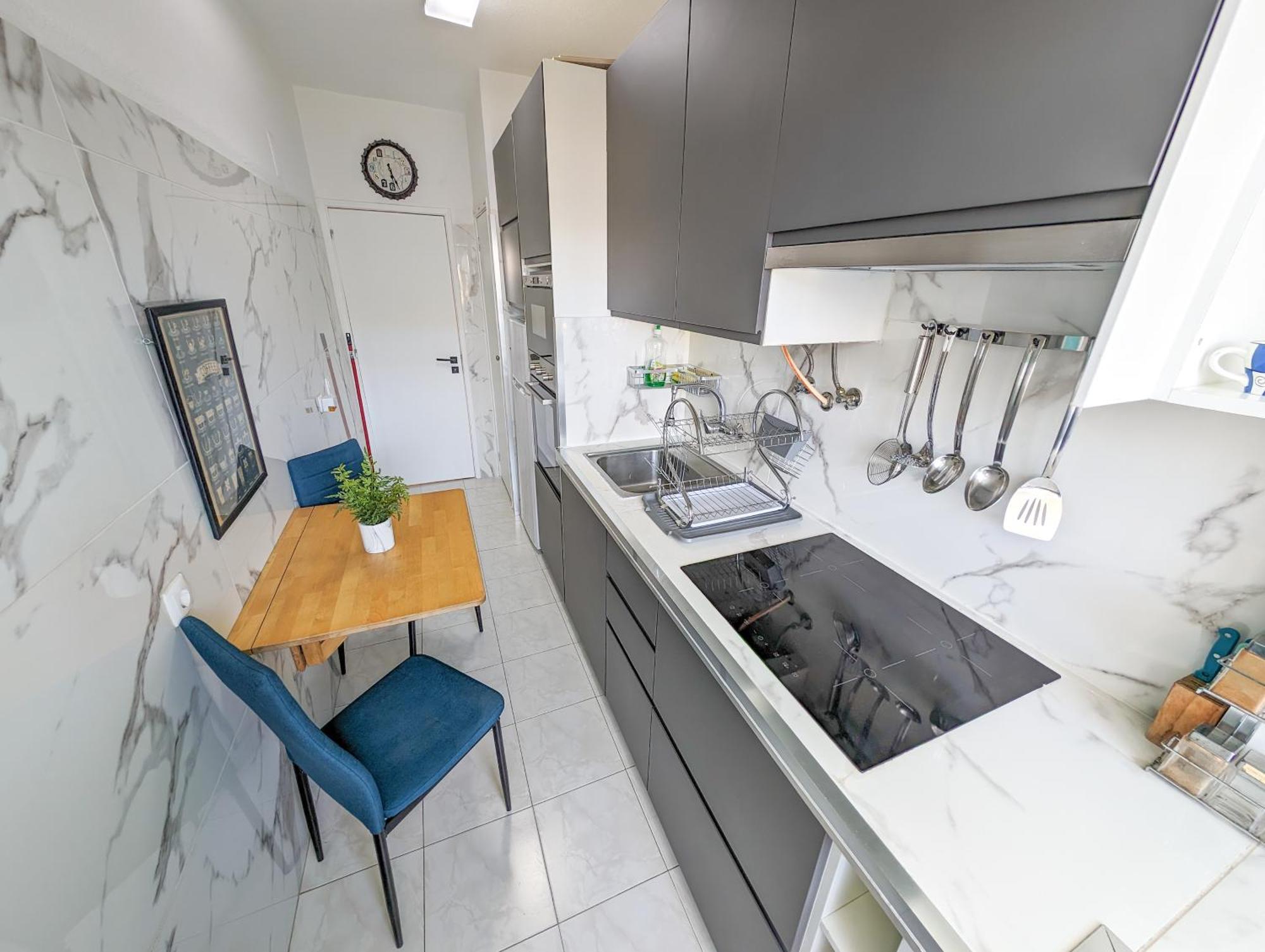 2 Room Condo - 5 Mins From Costa Da Caparica Beach & Bars Zewnętrze zdjęcie